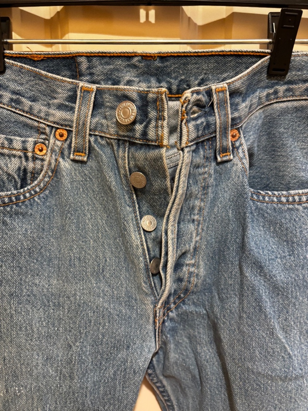 90’s vintage women’s Levi 501 jeans